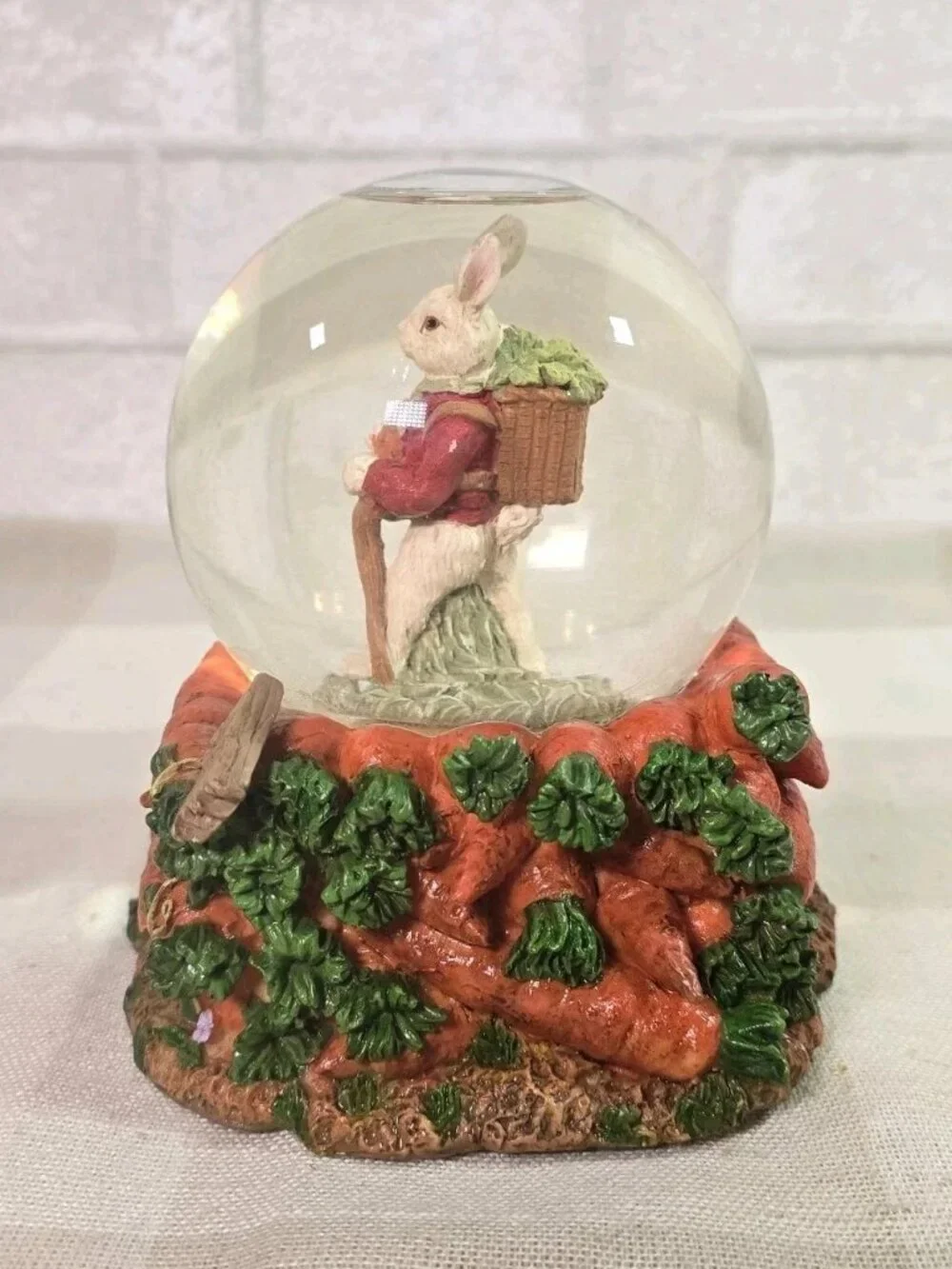 Easter Rabbit Musical Snow Globe Bunny & Carrots ~ Here Comes Peter Cottontail